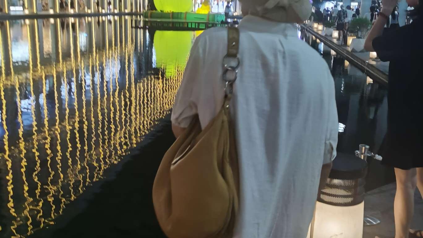 北京女子伙同儿子做出对不起老公的事，原因是女子身体有病