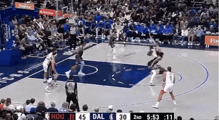 杰伦-格林：我只打关键球！
格林的几点进化，为自己正名：

第一，不仅硬解能力有