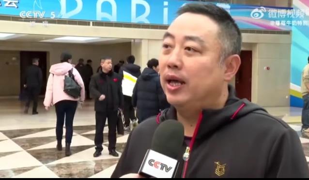 乒协主席刘国梁出镜！
今天，全国体育局长会议召开了，中国乒乓球协会主席刘国梁接受