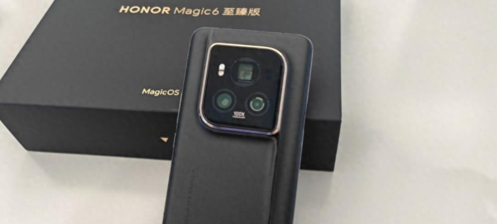 100倍变焦+卫星通信，16G+512G仅6999元，体验不输华为Mate60Pro