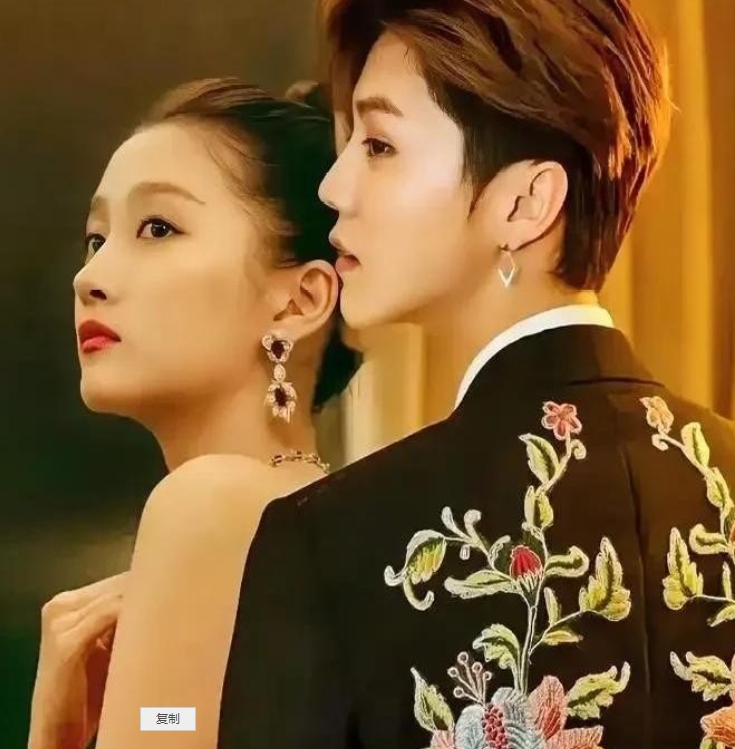 我们说27岁正是奋斗的年纪，可是你们可曾想过，当年鹿晗官宣恋情的时候也是27岁，