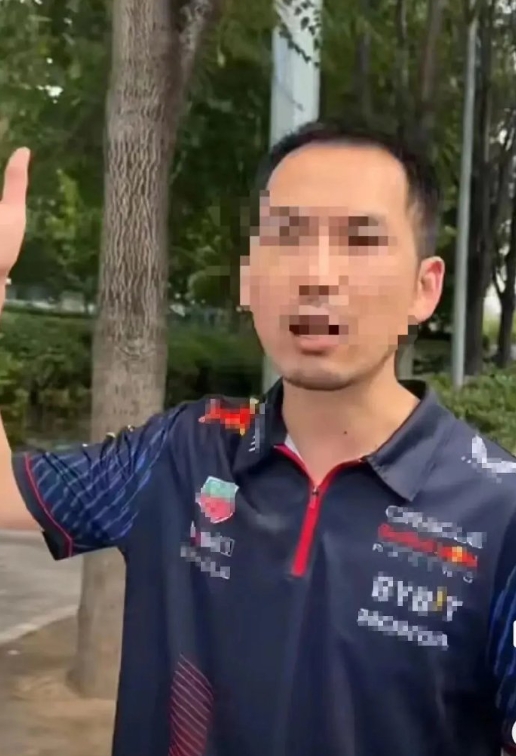 网红“铁头惩恶扬善”被抓，背后有这3个原因。

​1.追求流量缺乏底线。在直播当