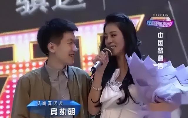 中国公认的第一黄金身材艾尚真，颜值无可挑剔，今33岁活得像23岁（艾尚老公是谁）-第12张图片-九妖电影