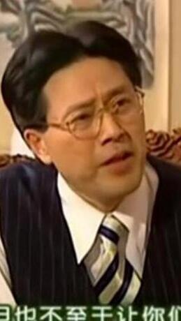 他从烧煤工逆袭成演员，娶初恋40年无绯闻