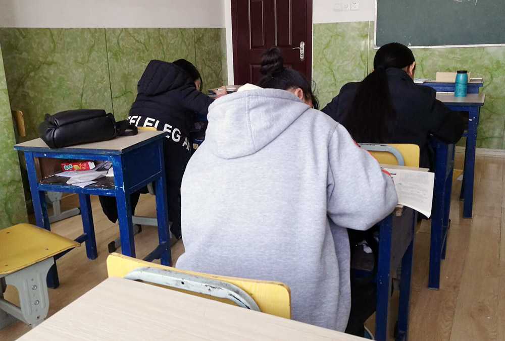 小学和初中阶段的知识，其难度总体而言并不大。对于那些记性好的同学来说，在这个时期