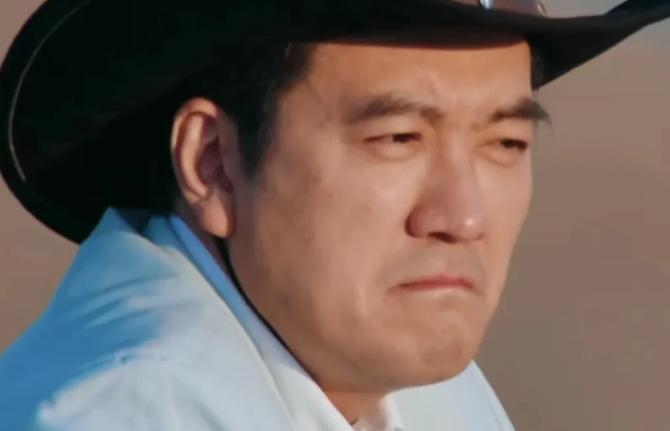 胡彦斌的胆子也太大了！
看到黄圣依没下车，选择和杨子离婚，他竟然直接哈哈大笑起来
