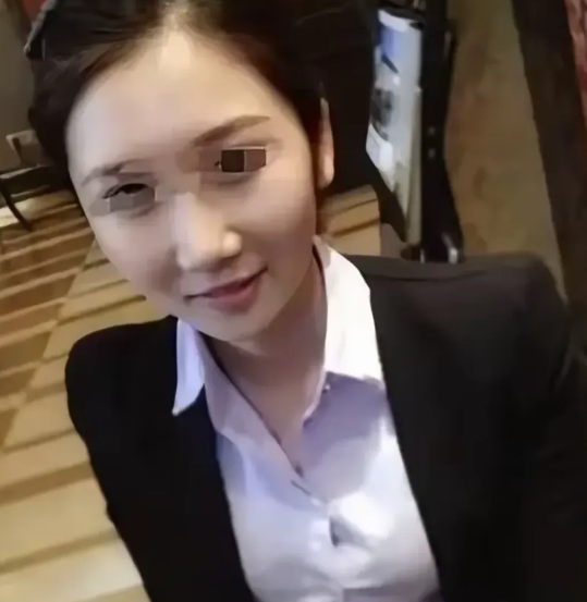 推销保险的女人大多圈子不干净，很多做保险的女人为了完成上级下达的任务无所不用其极