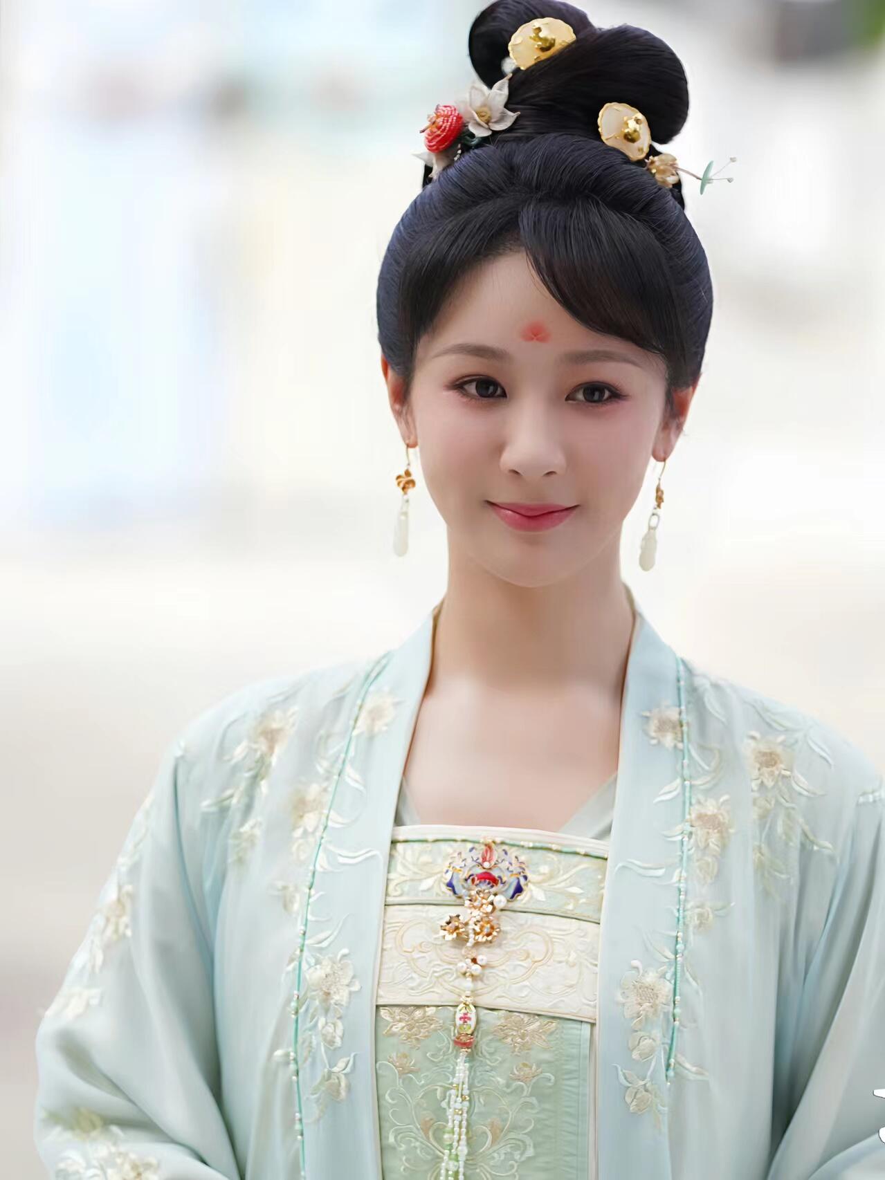 高亚麟被爆疑似家暴出轨，杨紫再次无辜躺枪