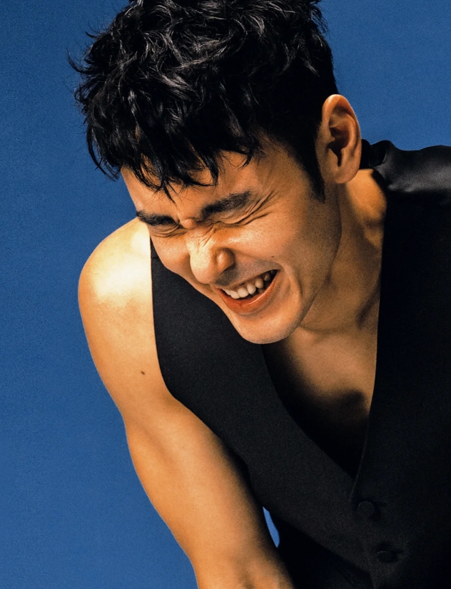 阮经天的演艺之路，充满了起伏与挑战