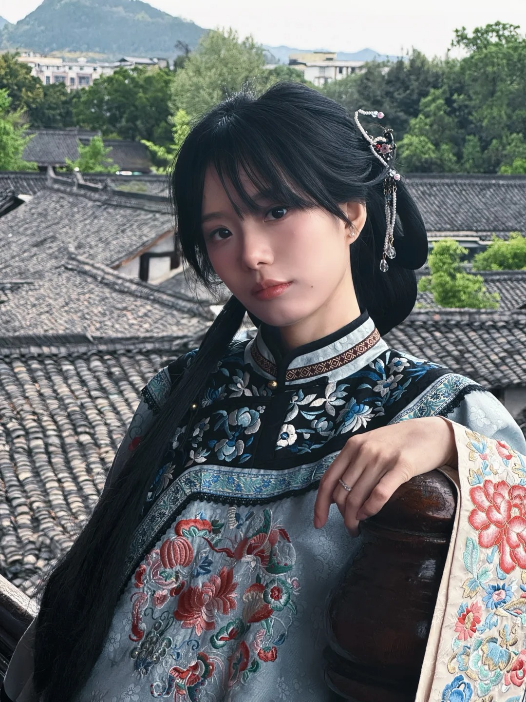 花100+在阆中古城当了回清汉女
阆中古城的建筑跟明清服饰更适配！
古城里很多汉