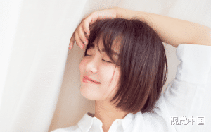 儿子死时，妻子还在和她继兄搞暧昧，事后竟认为是我造成的！知道凶手是继兄后，妻子疯了