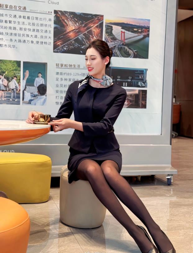 这辈子我一定要谈一个这样的女人，谈不到我就不死