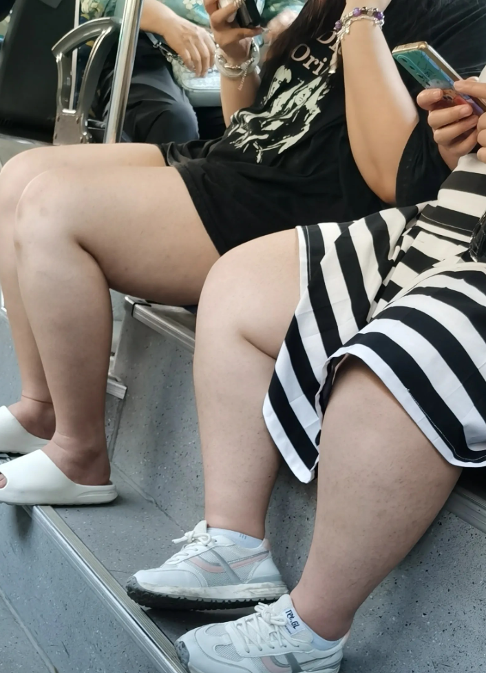 愁不愁人你说[大笑][大笑][大笑][大笑]