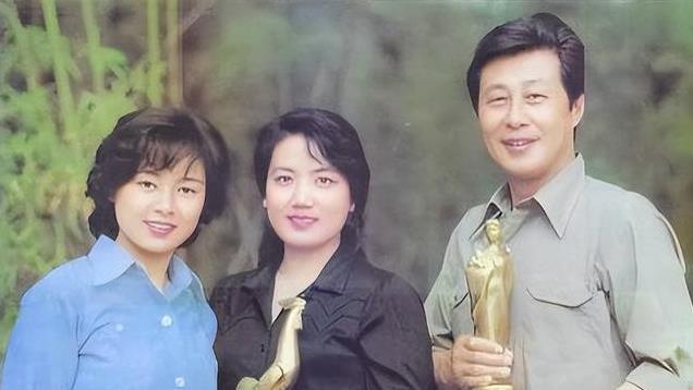 92岁王心刚：曾红极一时，从美国回来后定居大连