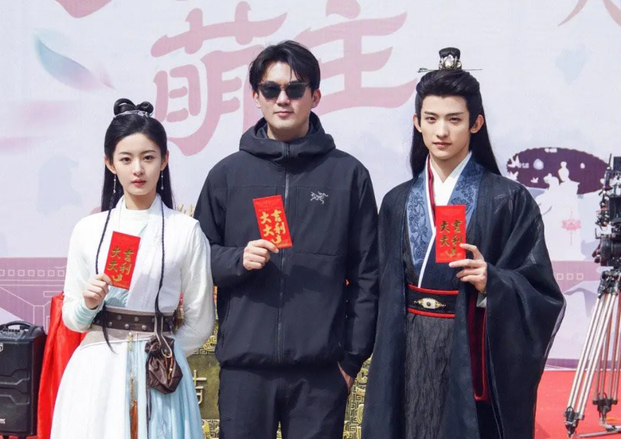 悬疑甜宠《探晴安》上线，腹黑阎罗对鬼马少女，果然是一出好戏（探清水简谱）-第2张图片-九妖电影