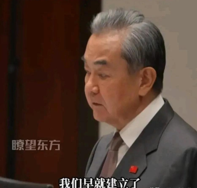 中方乐见一切致力于乌和平的努力！
当地时间17日，安理会审议乌克兰问题。中国常驻