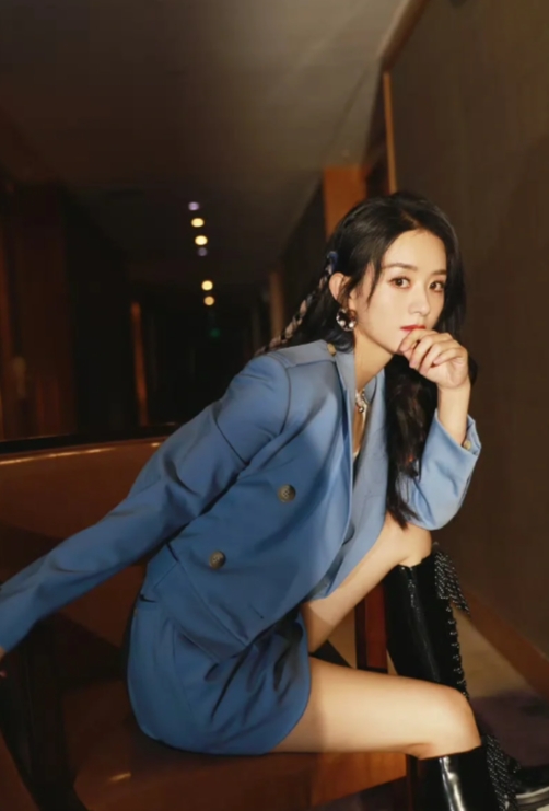 赵丽颖气质绝佳