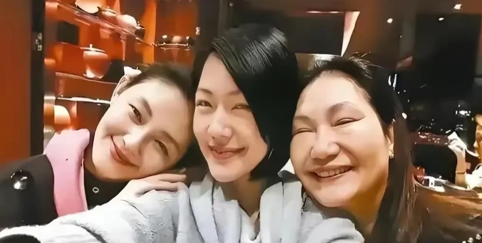 现在跳出来，真实目标就是钱！

刚刚，校长直播时说:“咱们再再说这个事情，孩子跟