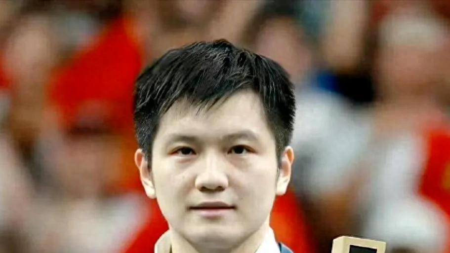 女生辱骂樊振东，校方回应后，江西警校账号乱了