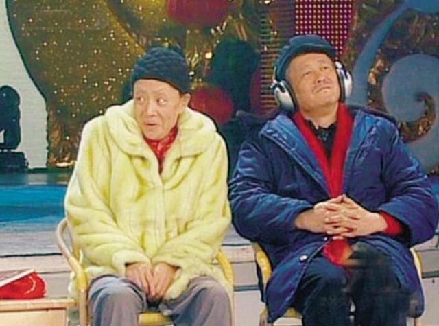2006年春晚,赵本山出重大失误,中途下台,幕后差点和宋丹丹打架(2000年春晚赵本山失误)-第3张图片-九妖电影 2006年春晚,赵本山出重大失误,中途下台,幕后差点和宋丹丹打架(2000年春晚赵本山失误)-第3张图片-九妖电影
