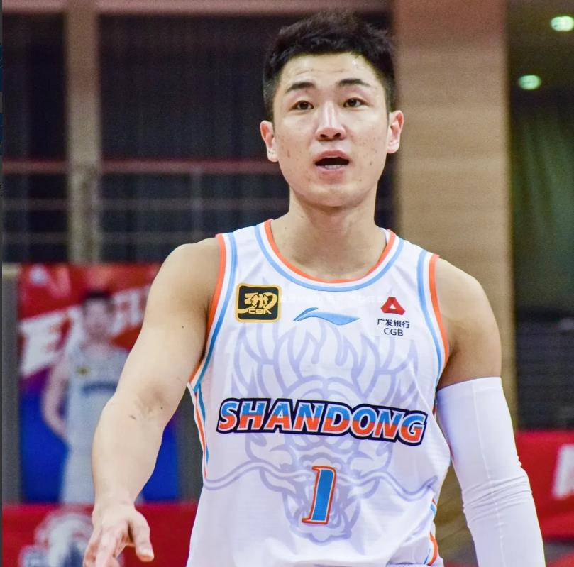 真让人恶心！山东男篮93：98不敌广东男篮，本场比赛这3件事让人非常不爽。

1
