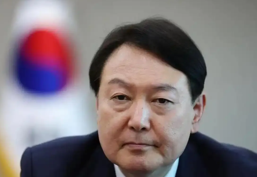 弹劾后的尹锡悦向美国发出求救！