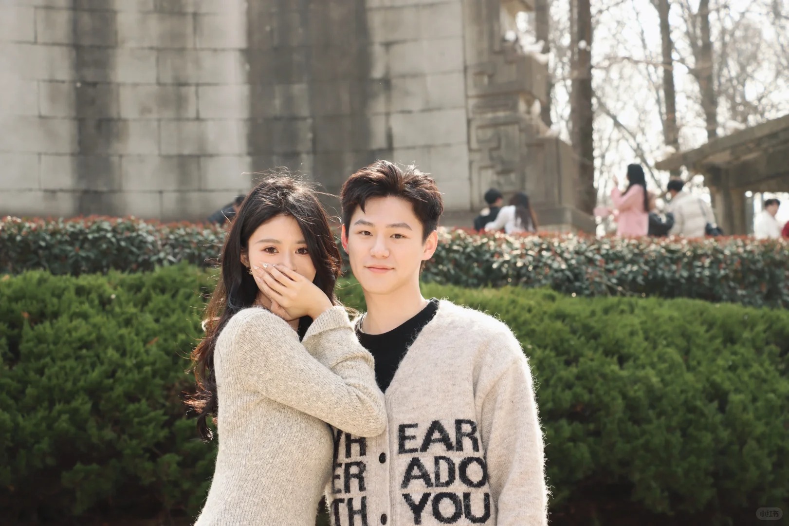 终于轮到我谈到帅的了
嘴角比AK还难压