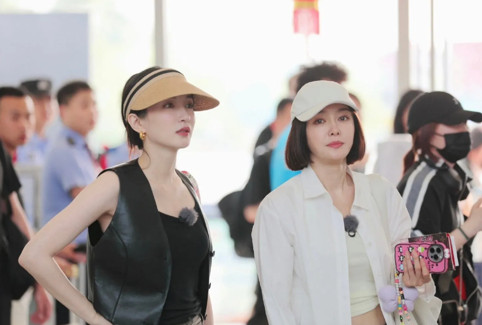 花少好友季开录，秦岚江疏影古力娜扎三大美女齐聚西双版，这期女嘉宾的颜值赏心悦目了