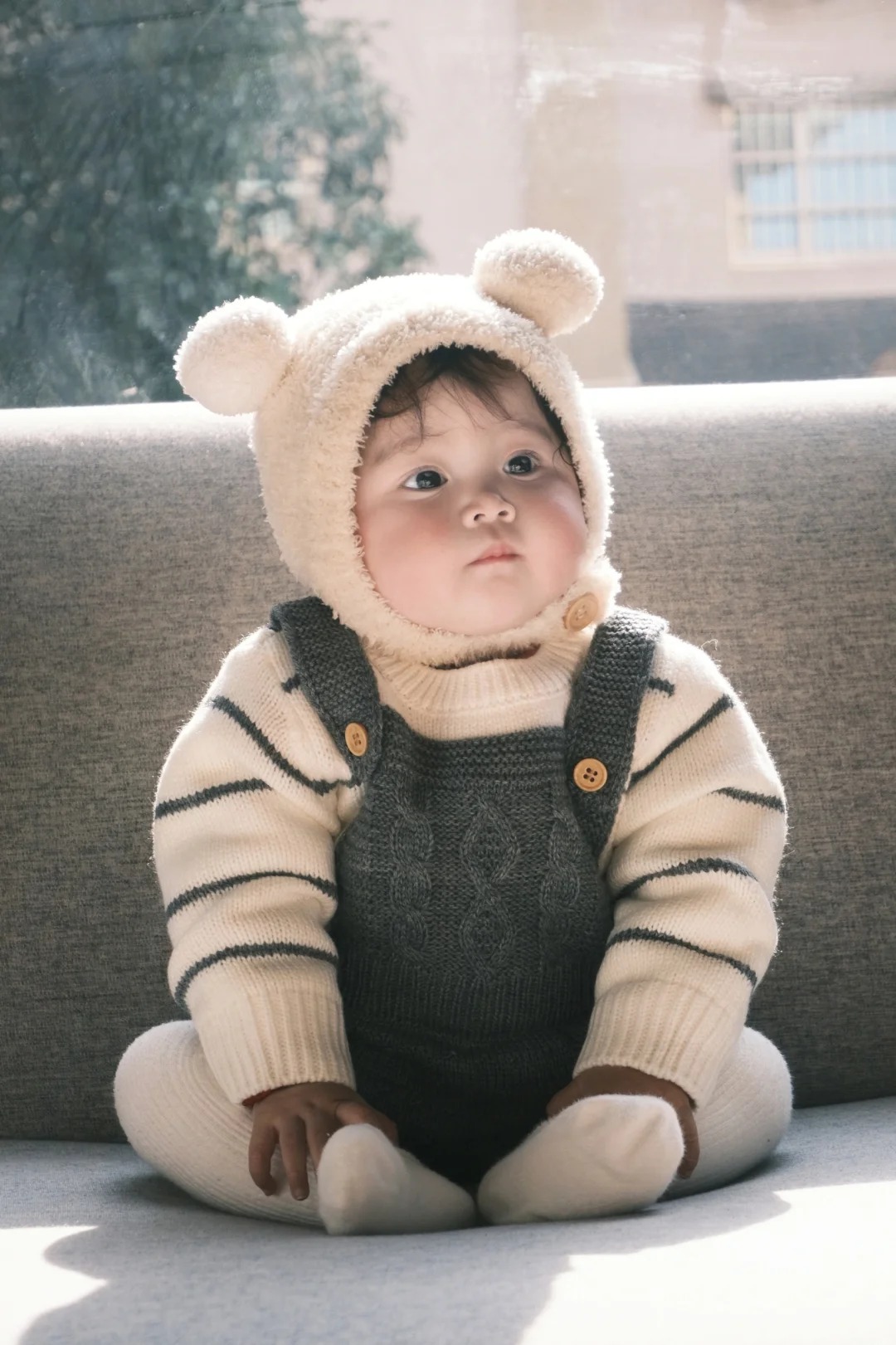 嘬几口小脸蛋子😽