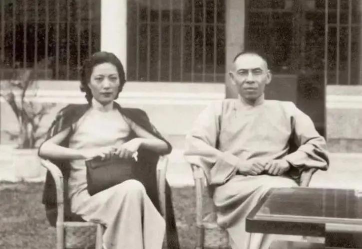 杜月笙：从上海滩大亨到蒋介石弃子的命运转折