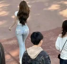 这身材比例真的合理嘛？