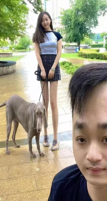 我女朋友腿真的这么长，没修，真没修。