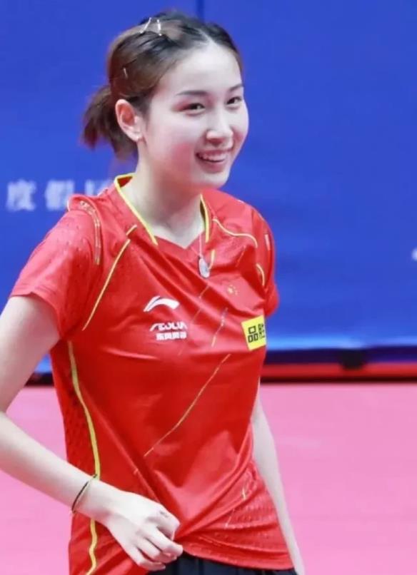 WTT法国冠军赛钱天一3-2战胜石洵瑶

钱-石
第一局：8-11
第二局：12