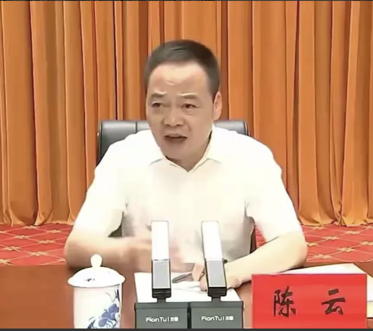 上饶市这次可真是“亡羊补牢”，那动作快得让人咋舌。就在前几天，他们搞了一场加强干