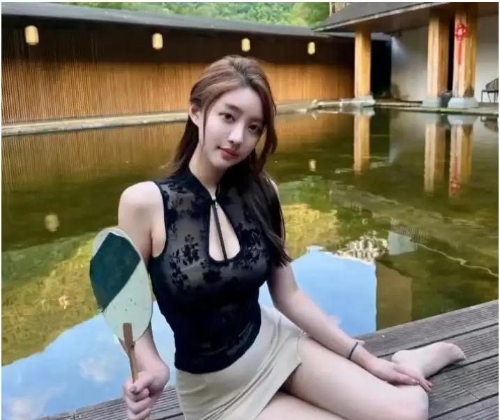 缺爱的小姑娘，有大叔看得上吗？
