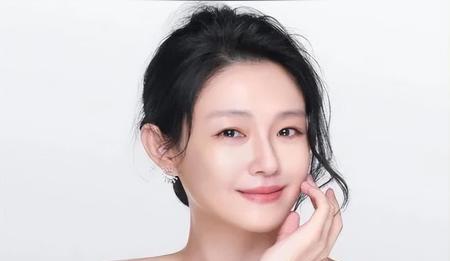 大S身后事纷争不断，小S态度大转变引发网友质疑
自2025年XX月大S离世后，她