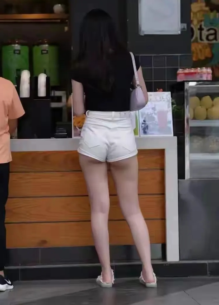 相比春天，我更喜欢夏天[捂脸][捂脸][捂脸]