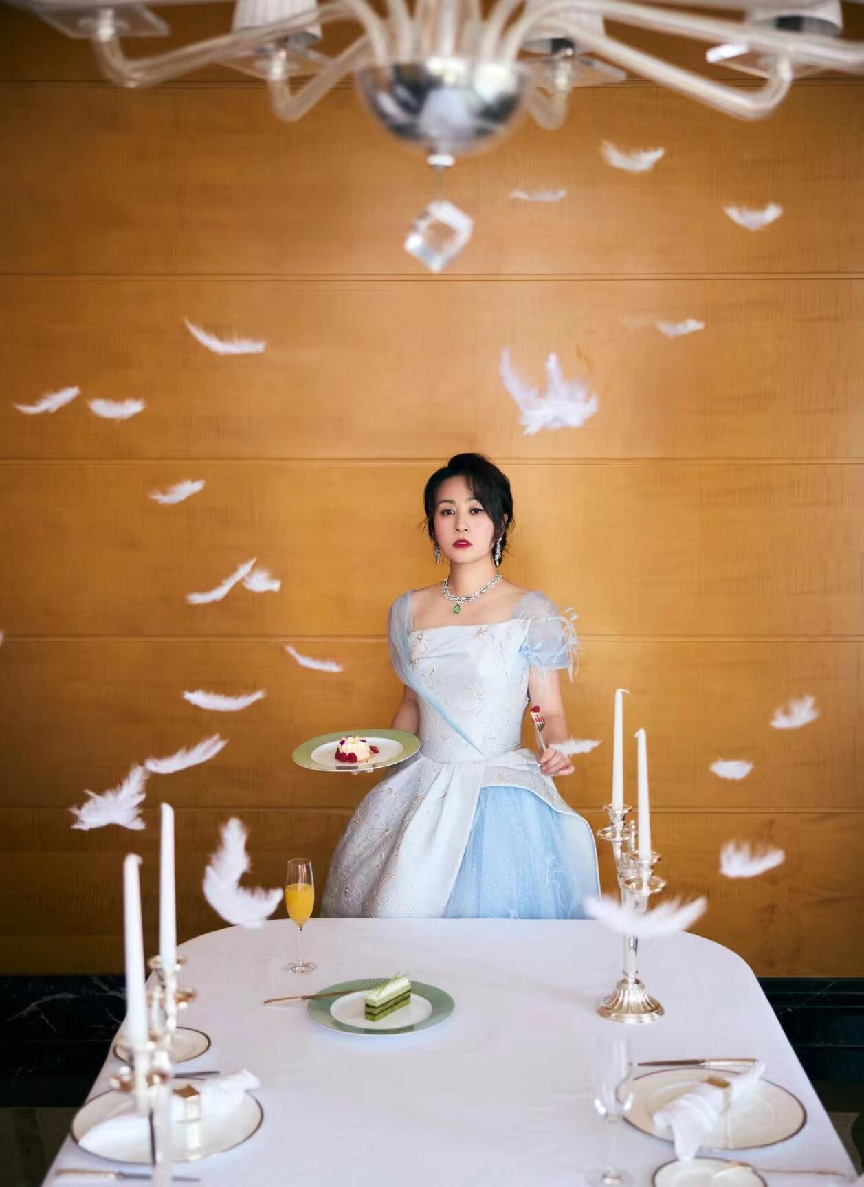 马丽成为影史首位票房破200亿女主演