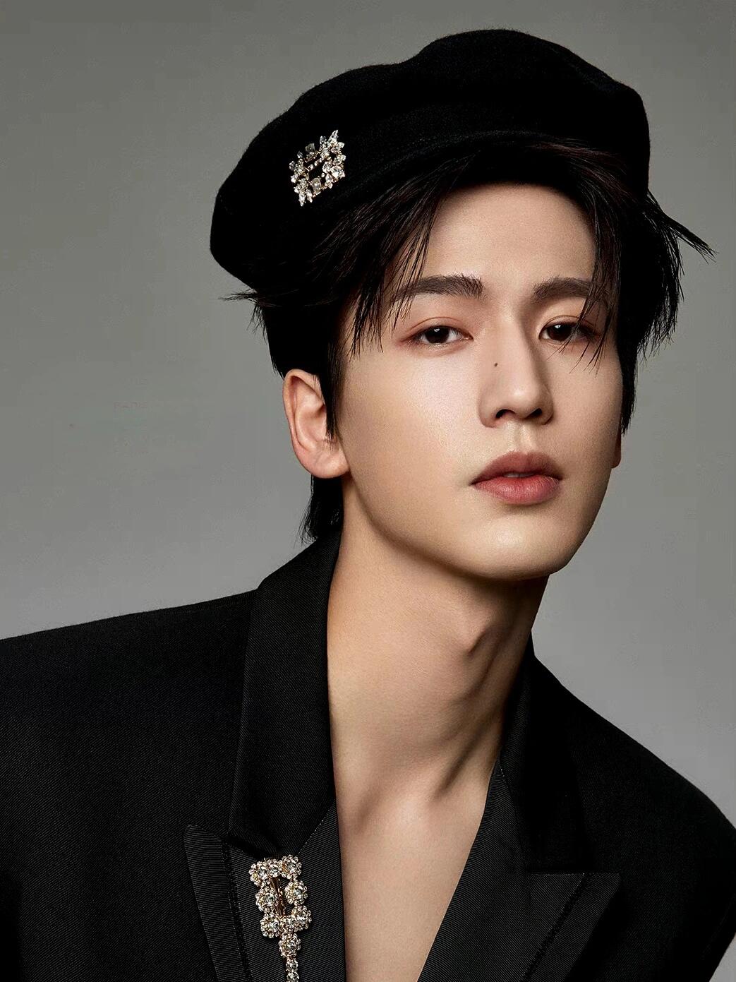 张凌赫原来这么牛