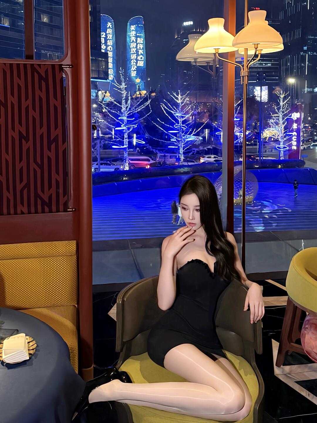 成都吃个漂亮饭🍽️超爱的一家氛围感餐厅 🥂