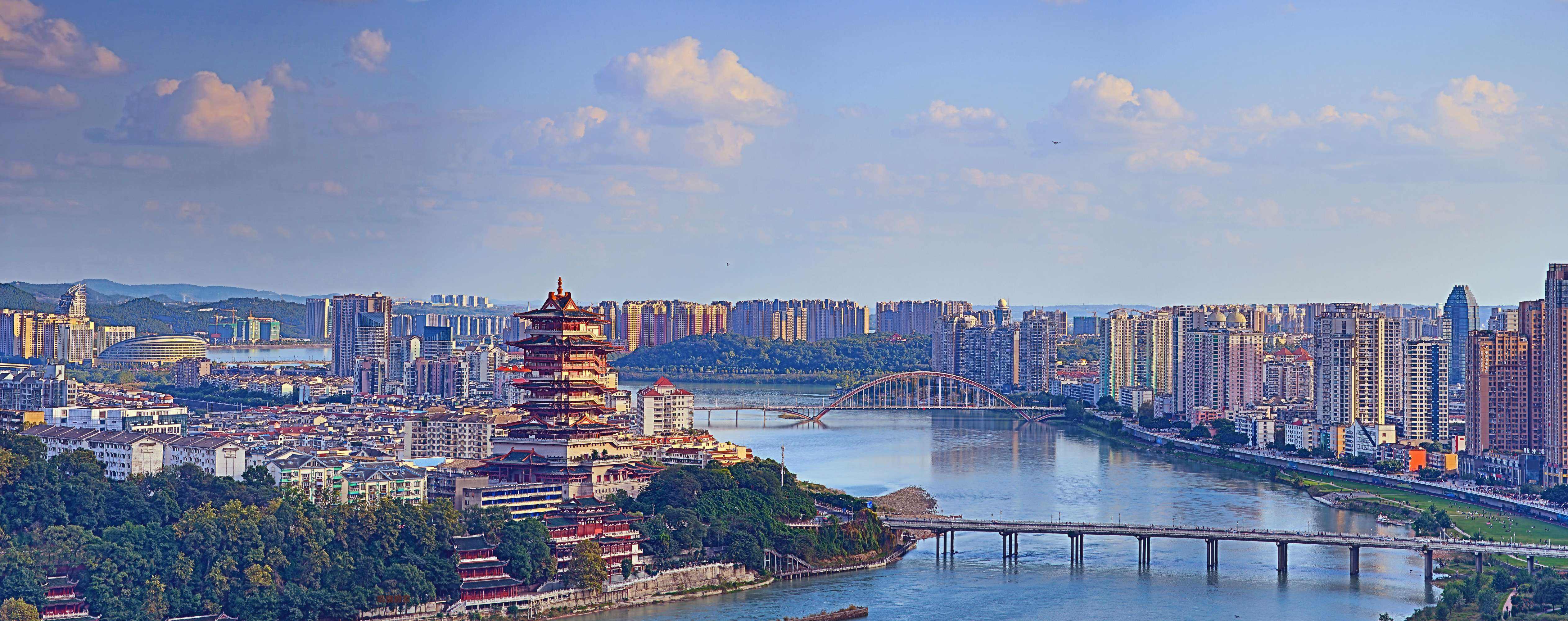 如果中国矢志不渝地朝着成为全球最大先进军事装备出口国的宏伟目标迈进，那么在这片广