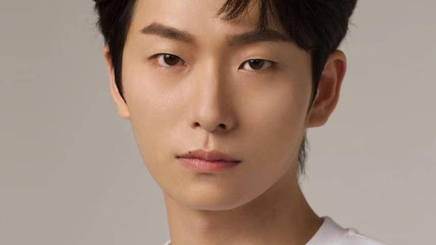 中戏才俊张博源加盟博纳旗下经纪公司，演艺星途璀璨启航