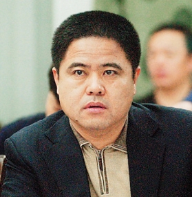 一个东北落后地区的副市长如此肆无忌惮地贪腐，把全市各行各业和人民群众利益都当成自