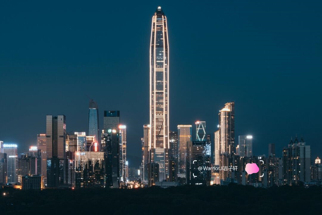 这应该是拍平安金融中心最棒的机位了吧⁉️
