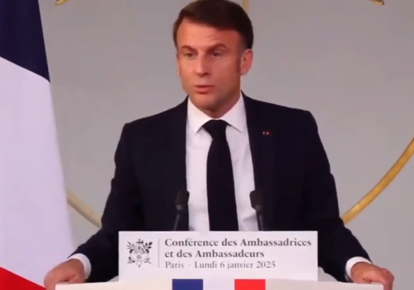 遭马克龙批评忘恩负义，塞内加尔总统一句话回怼，全场掌声雷动！

据路透社报道，马