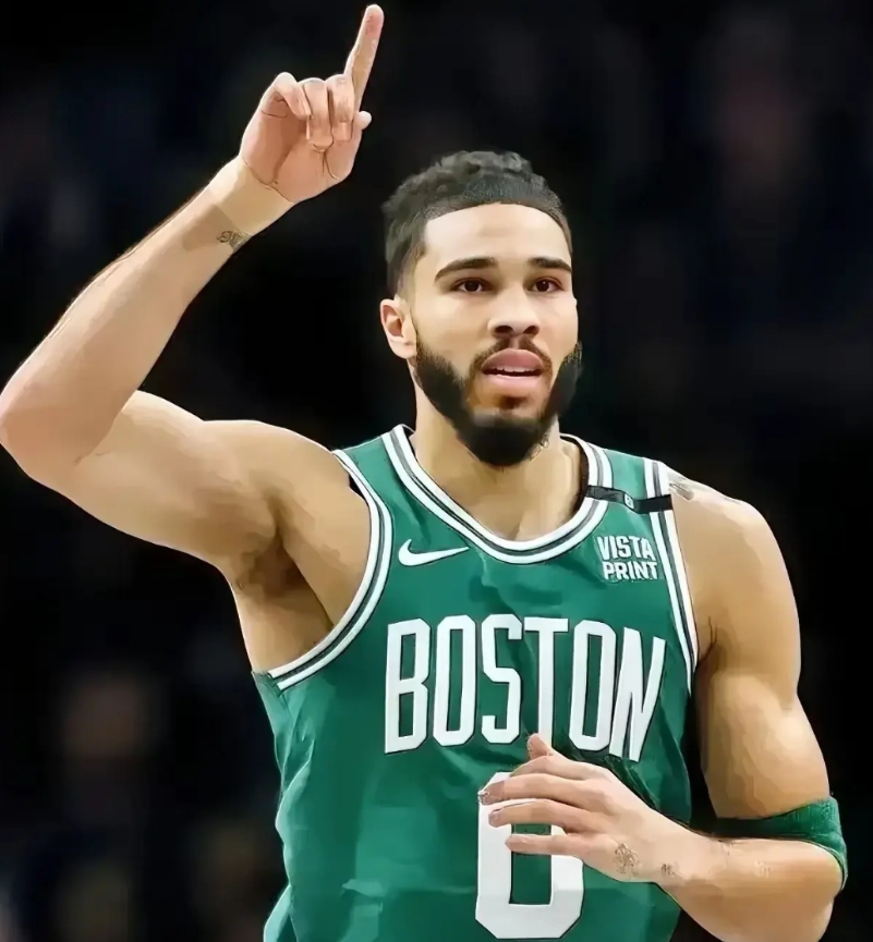 谁能想到啊！凯尔特人的不经意交易。有可能缔造一个王朝！
凯尔特人在欧文走后，正式