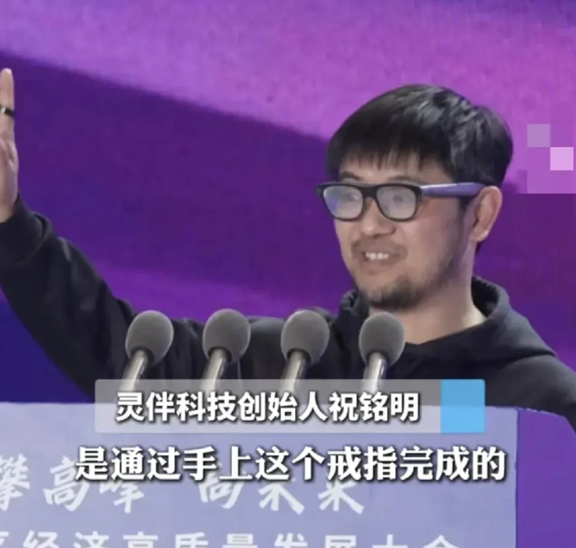 领先美国至少一年！

继DeepSeeK及宇树机器人之后，又有中国公司拿出杀手锏