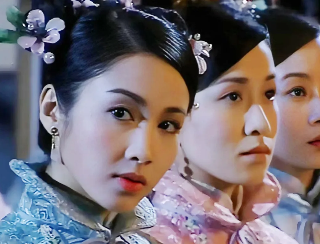 一直以来觉得黎姿年轻时演的戏，她的眼神非常到位，尤其是她演的狠角色，眼神看着真的