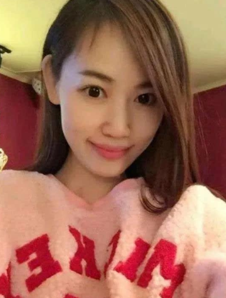 38岁的马蓉，近期在公众视野中宣布了一个重大决定：她与女儿携手，斥资1500万澳