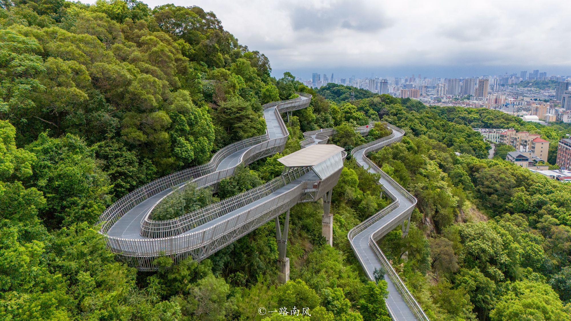 福州又一个打卡点走红，全程实现无痛爬山，高颜值，适合拍照